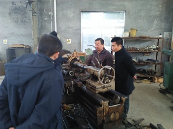 電機(jī)軸軸承位磨損機(jī)加工修復(fù)