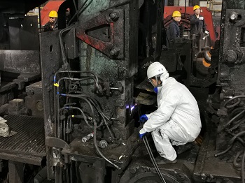 軋機機架平衡塊、砧鐵接觸面磨損修